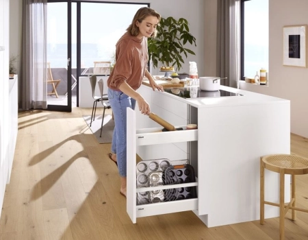 Showroom bếp, Blum, Hafele, Smeg quận 10